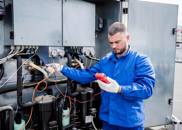 Diagnosis de sistemas electrónicos de control térmico en frío industrial